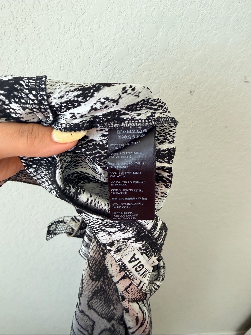 I.AM.GIA Slater Snake Print Zip-Front Pant Size Large - Picture 10 of 10